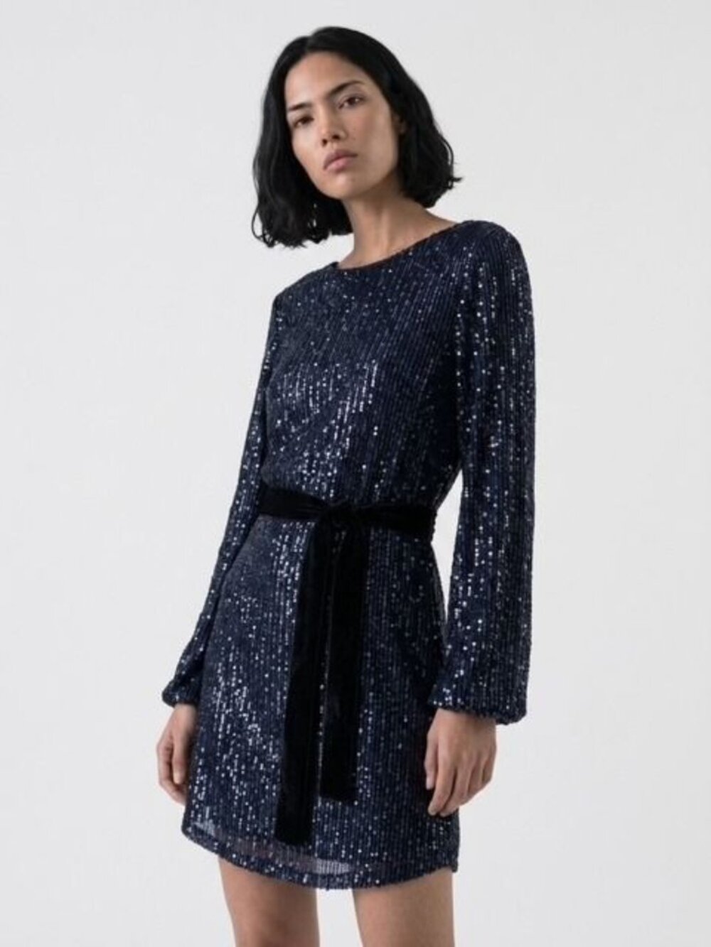Sequined Navy Blue Long Sleeve Mini Dress With Belt - Dress Forum Los Angeles - - Picture 3 of 6